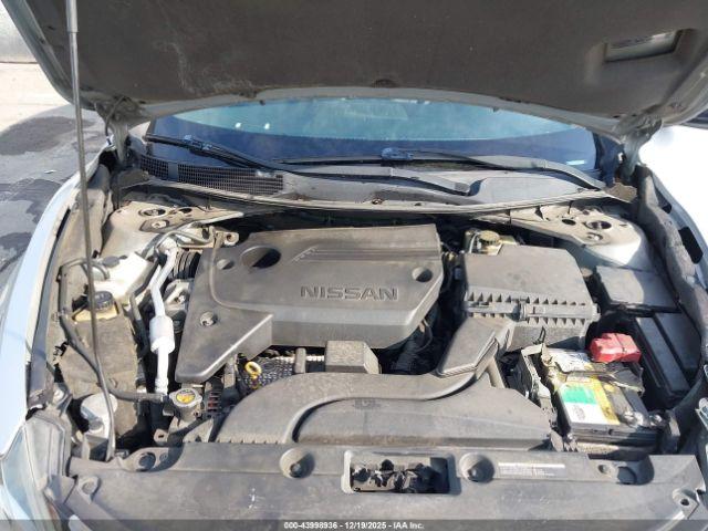 Nissan Altima 2.5 S Image 2