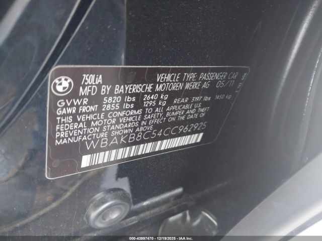 BMW 7 Series Image 9