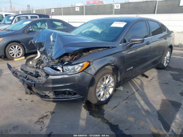 Ford Fusion Se Image 4