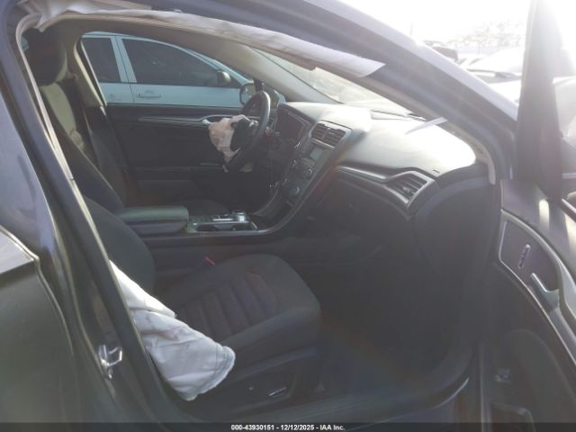 Ford Fusion Se Image 5