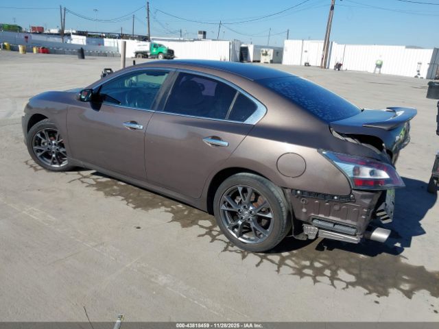 Nissan Maxima 3.5 S Image 11