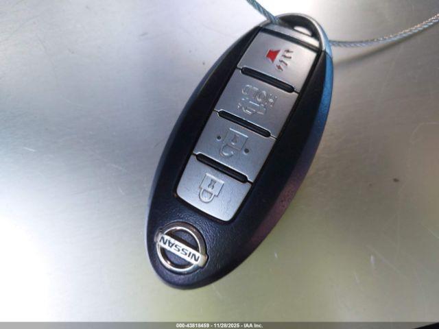 Nissan Maxima 3.5 S Image 9