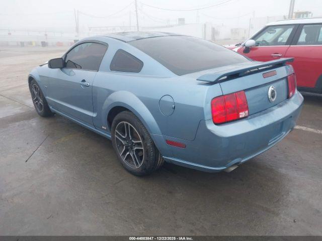 Ford Mustang Image 5