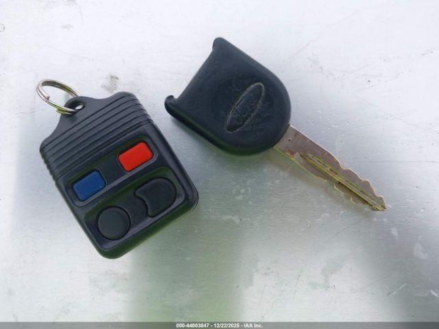 Ford Mustang Image 2