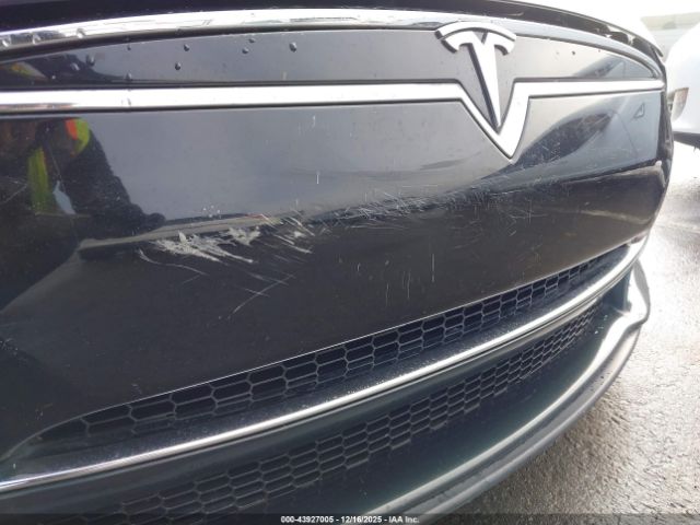 Tesla Model S Performance Image 11