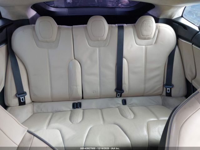 Tesla Model S Performance Image 5