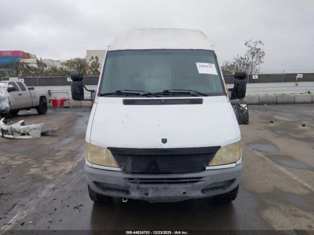 Dodge Sprinter Van 2500 Shc Image 8