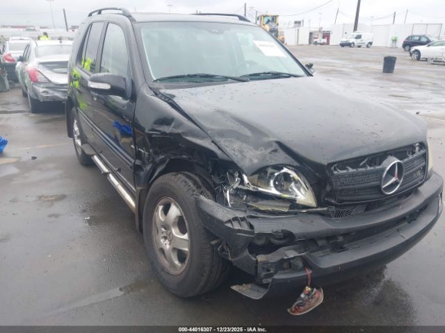 Mercedes-Benz M-Class 4matic Image 5