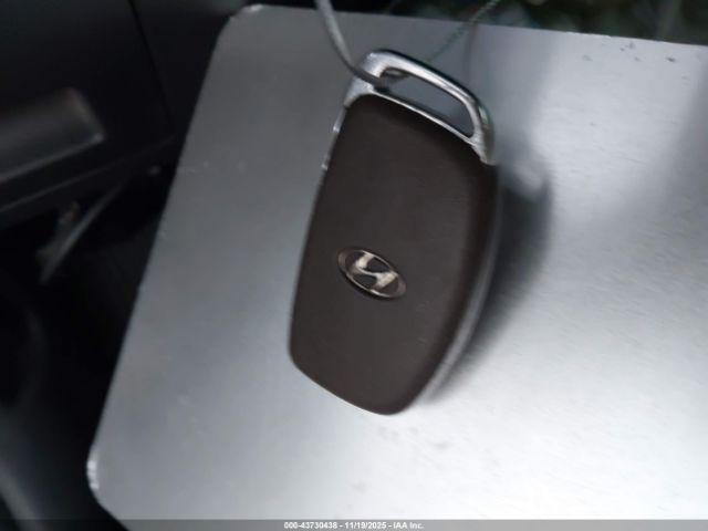 Hyundai Ioniq Sel Image 8