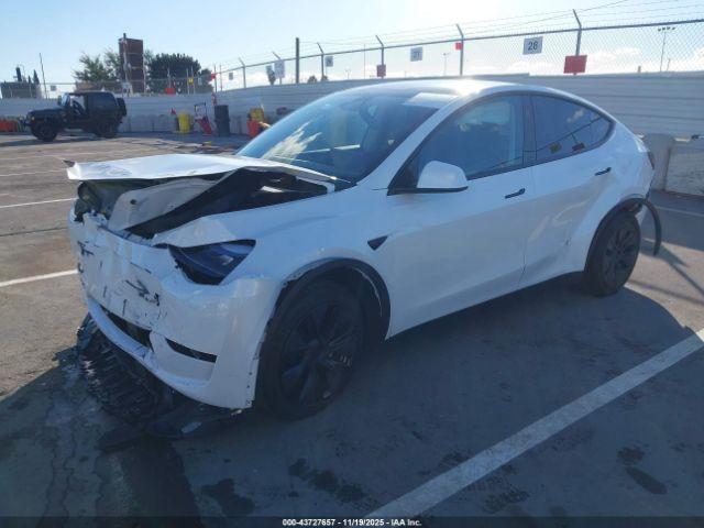 Tesla Model Y Long Range Dual Motor Rear-wheel Drive Image 7