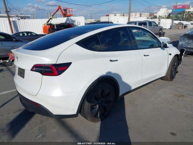 Tesla Model Y Long Range Dual Motor Rear-wheel Drive Image 8