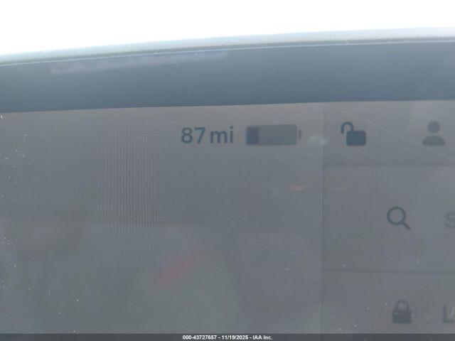 Tesla Model Y Long Range Dual Motor Rear-wheel Drive Image 6