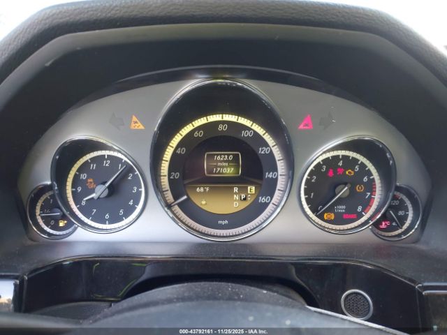 Mercedes-Benz E-Class Image 13