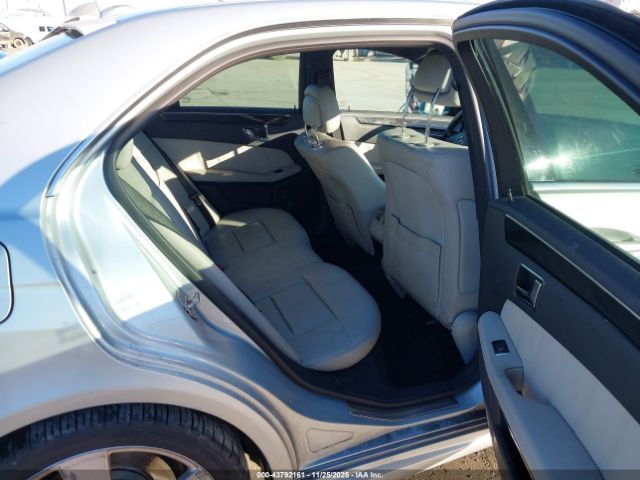 Mercedes-Benz E-Class Image 12