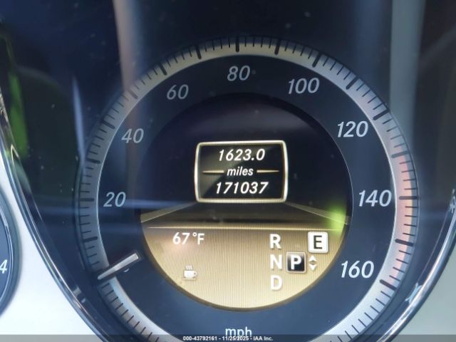 Mercedes-Benz E-Class Image 2