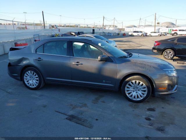 Ford Fusion Image 10