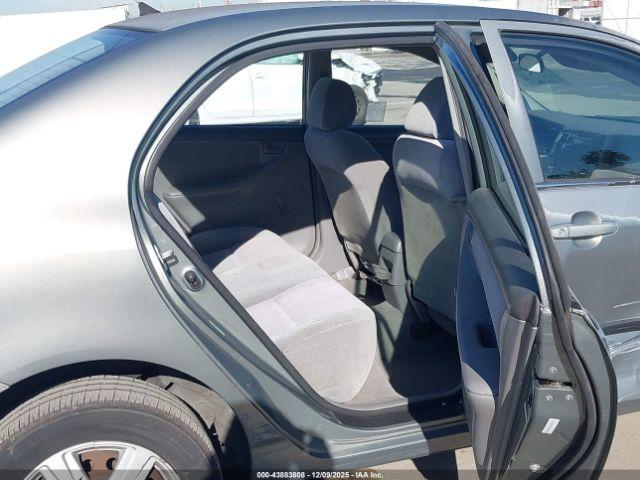 Toyota Corolla Ce Image 11