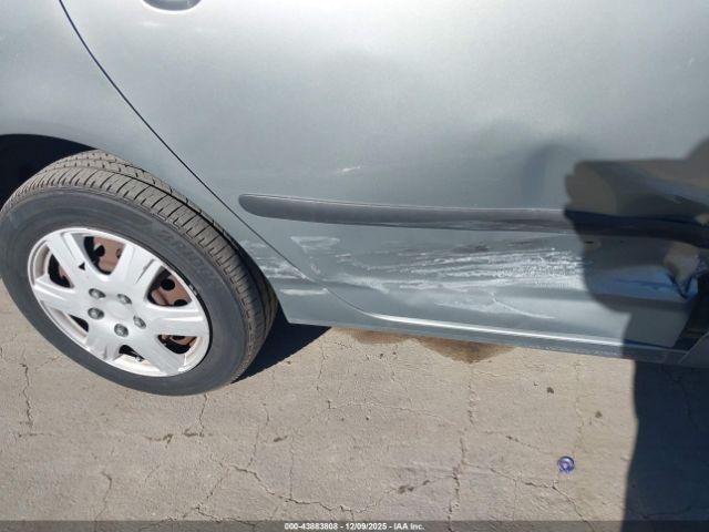 Toyota Corolla Ce Image 19