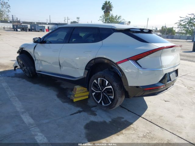 Kia EV6 Wind Image 3