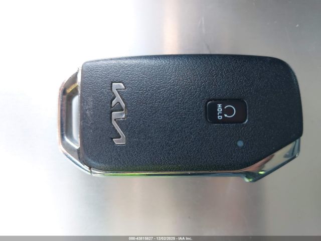 Kia EV6 Wind Image 11