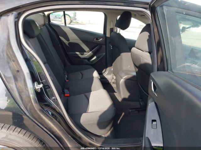 Mazda Mazda3 Sport Image 2