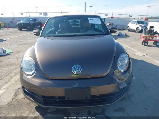 Volkswagen Beetle 1.8t Image 19