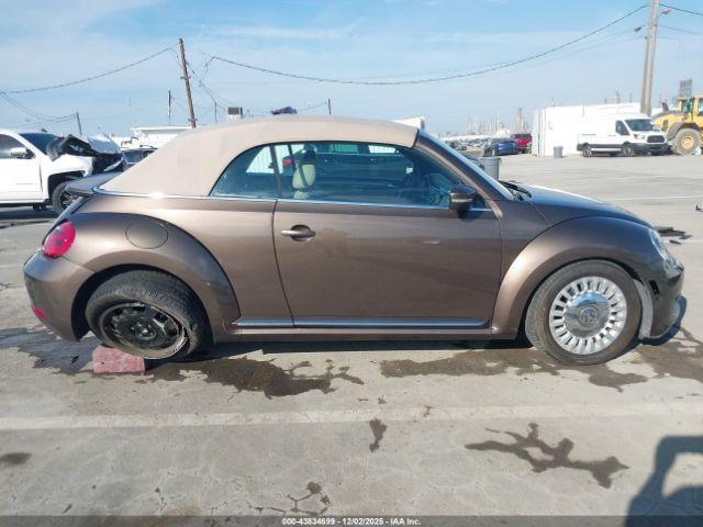 Volkswagen Beetle 1.8t Image 20
