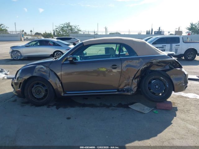 Volkswagen Beetle 1.8t Image 2