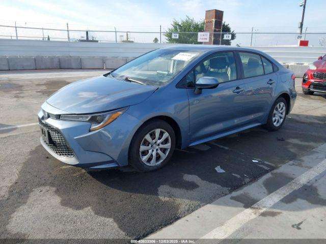 Toyota Corolla Le Image 4