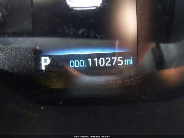 Toyota Corolla Le Image 13