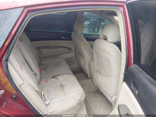 Toyota Prius Image 10