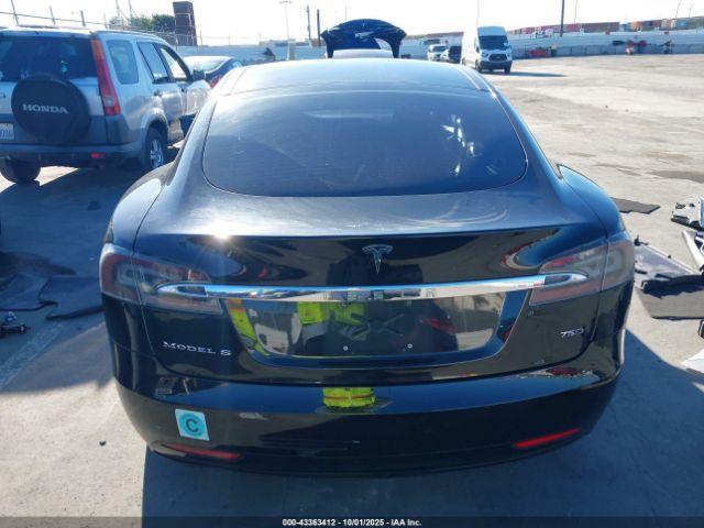 Tesla Model S Image 10