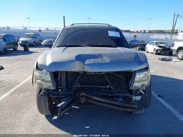 Chevrolet Tahoe Lt Image 8