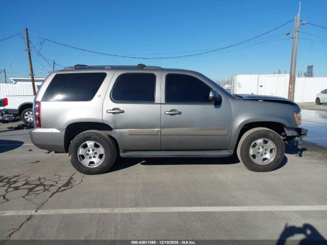 Chevrolet Tahoe Lt Image 14