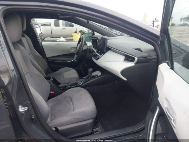 Toyota Corolla Se Image 12