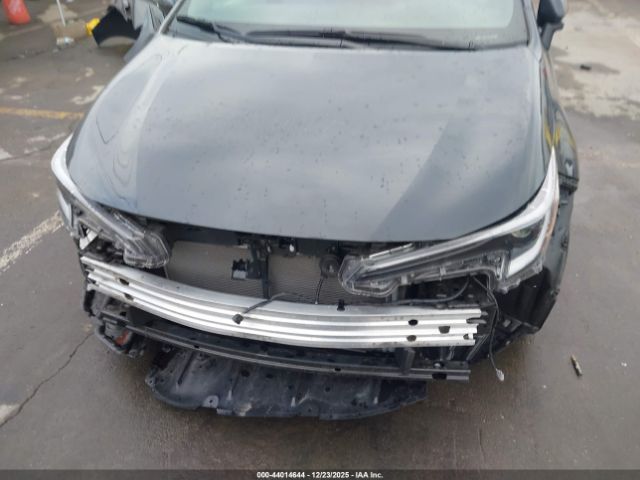 Toyota Corolla Se Image 2