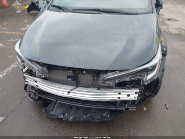 Toyota Corolla Se Image 2