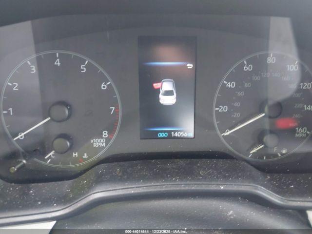 Toyota Corolla Se Image 17