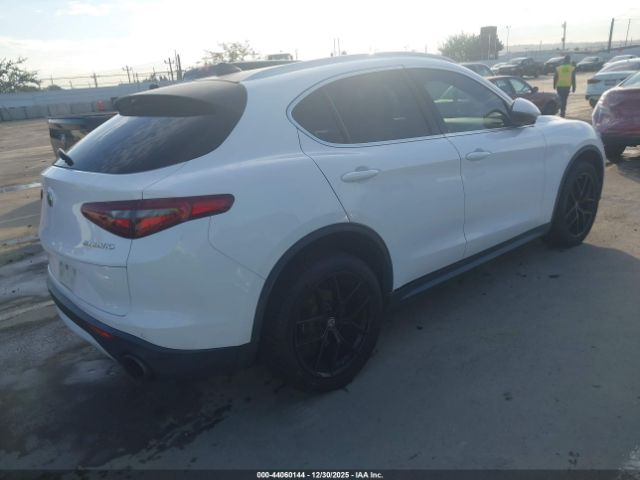 Alfa Romeo Stelvio Awd Image 5