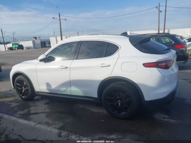Alfa Romeo Stelvio Awd Image 14