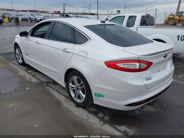Ford Fusion Titanium Image 12