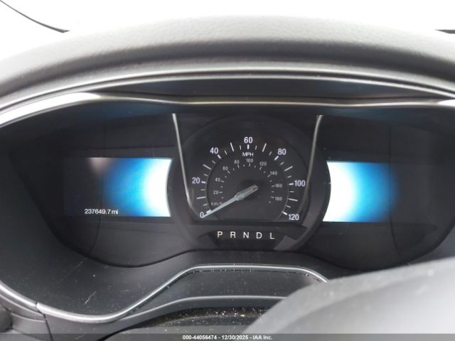 Ford Fusion Titanium Image 11