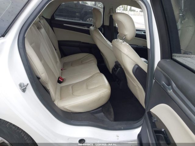 Ford Fusion Titanium Image 5