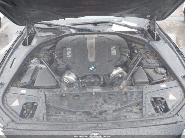 BMW 5 Series Image 8