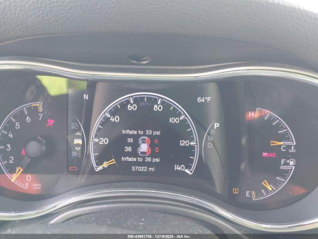 Jeep Grand Cherokee Limited 4x2 Image 3