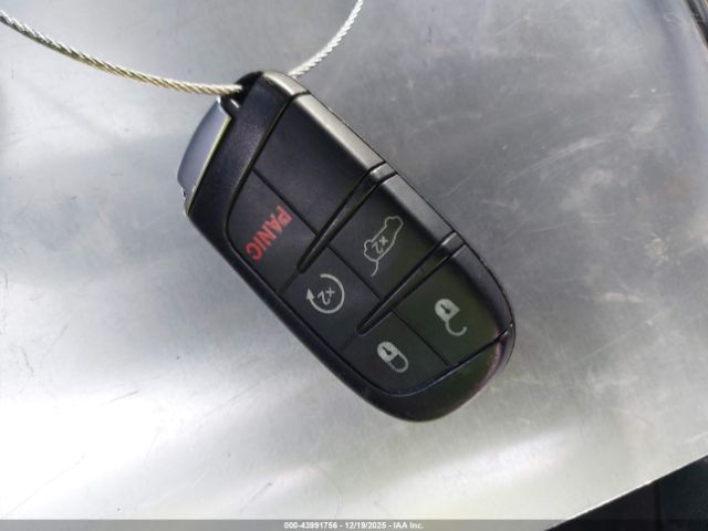 Jeep Grand Cherokee Limited 4x2 Image 13