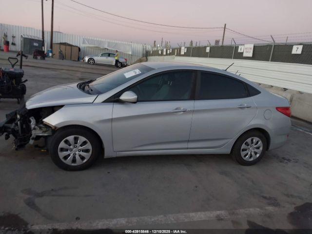 Hyundai ACCENT Se Image 2