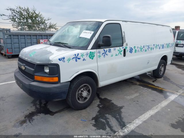 Chevrolet Express Work Van Image 11