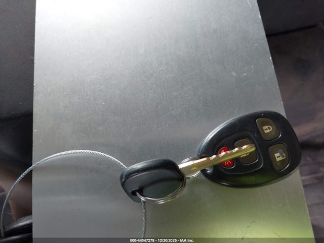 Chevrolet Express Work Van Image 14