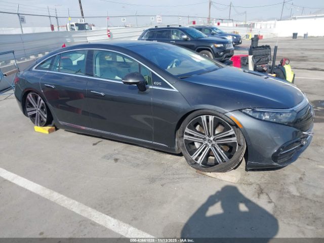 Mercedes-Benz EQS 4matic Image 1